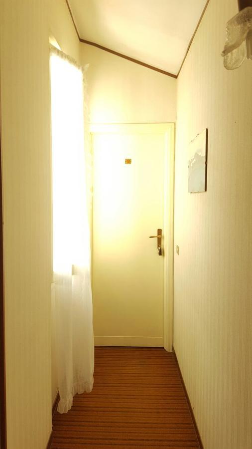 Albergo Savoia Ospedaletti Exteriér fotografie